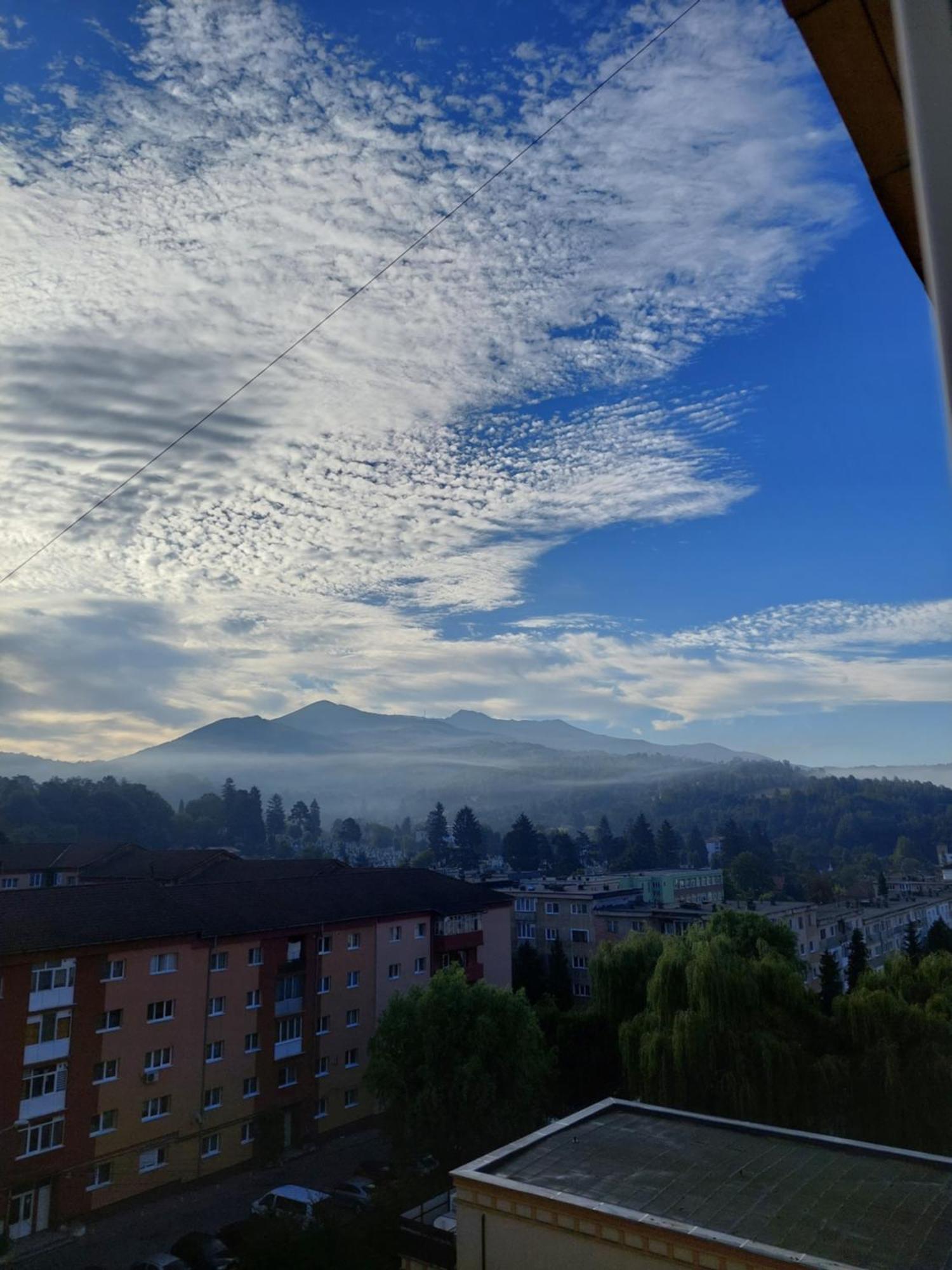 Fely Room Petroşani Εξωτερικό φωτογραφία